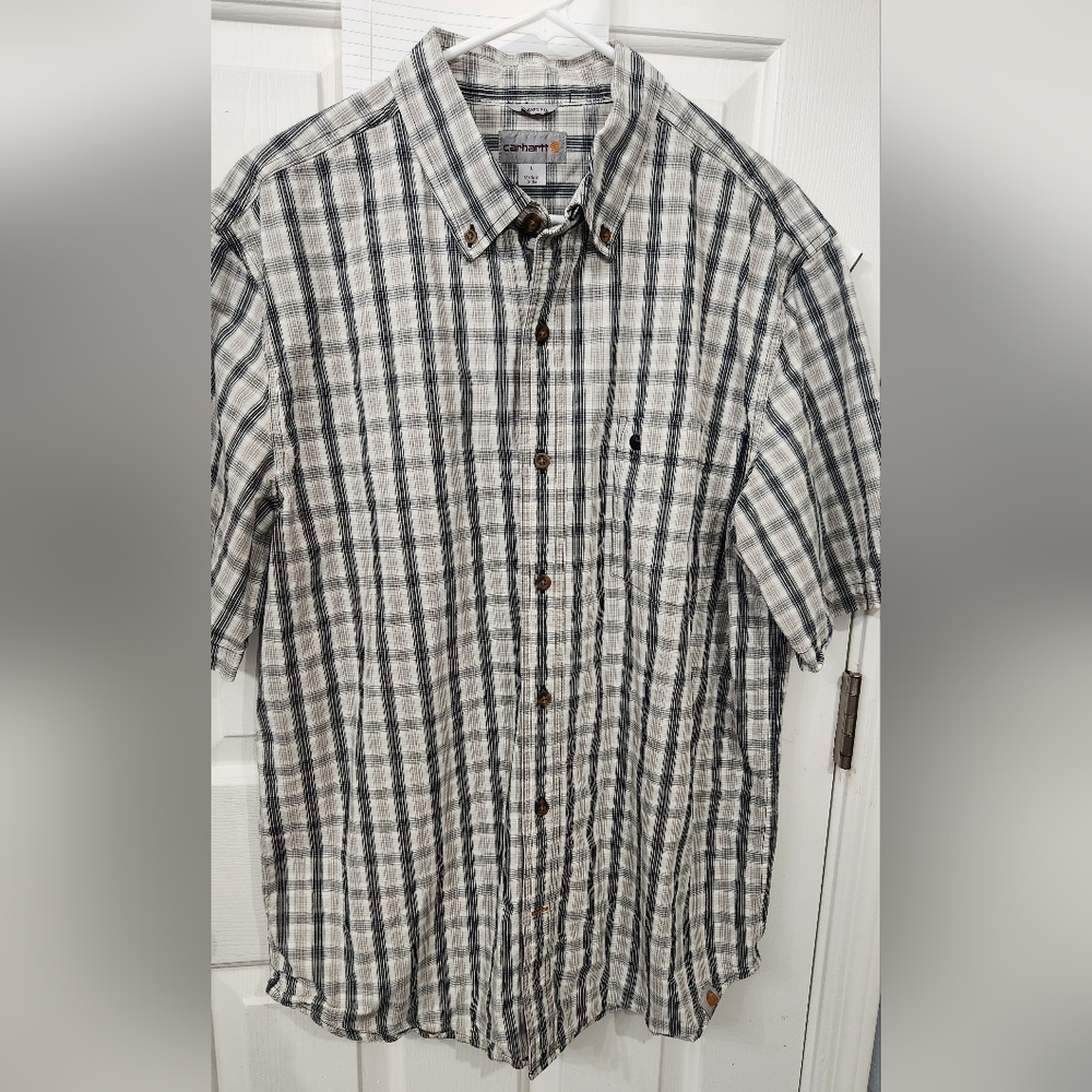 Mens relaxed fit Carhartt button up short sleeve shirt
